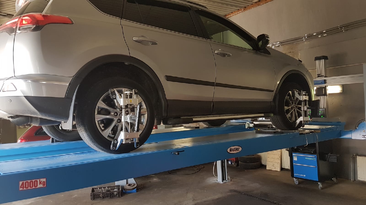 Autoserviss Cēsīs