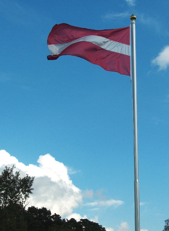 Karogumasti.lv stiklšķiedras karogu masti karogi karogu masti karogi  karoga masts, karogu izgatavošana