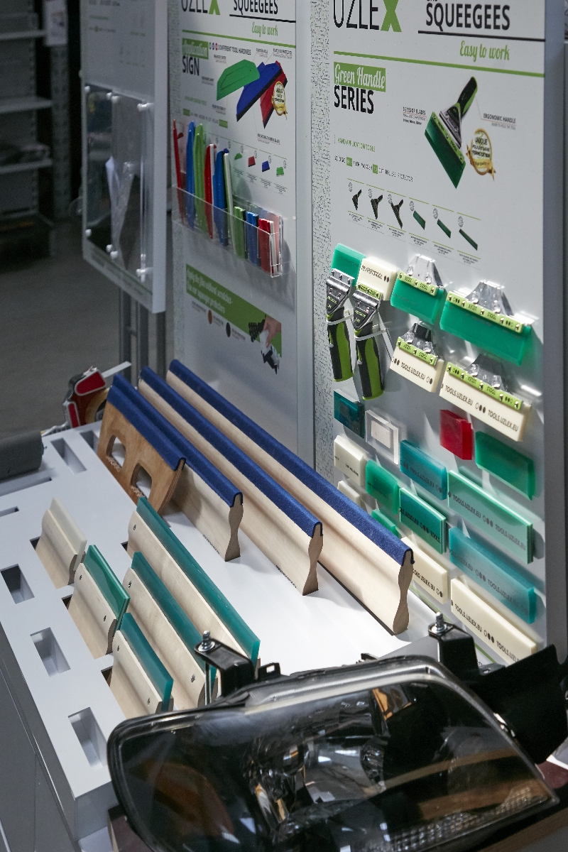 Tools.uzlex.eu poliuretana rakeli