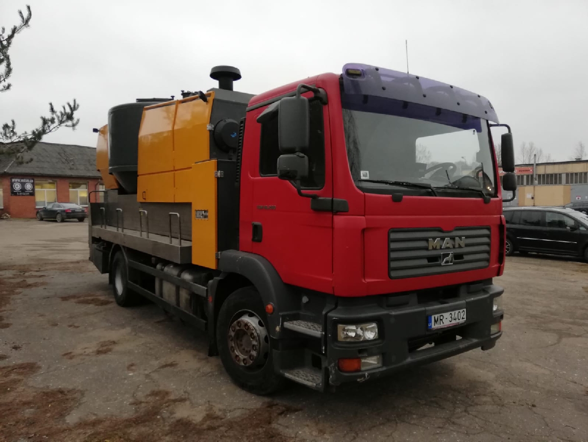 IZBRAUKUMU GRAUDU PĀRSTRĀDE UN LOPBARĪBAS SAGATAVOŠANA