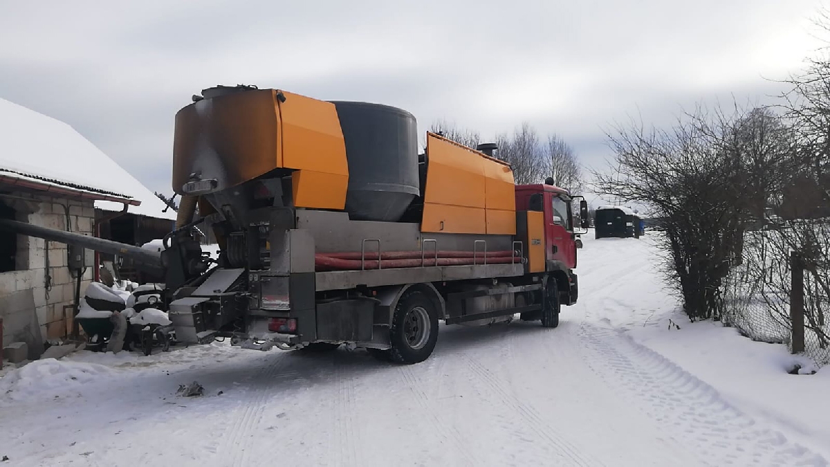 IZBRAUKUMU GRAUDU PĀRSTRĀDE UN LOPBARĪBAS SAGATAVOŠANA