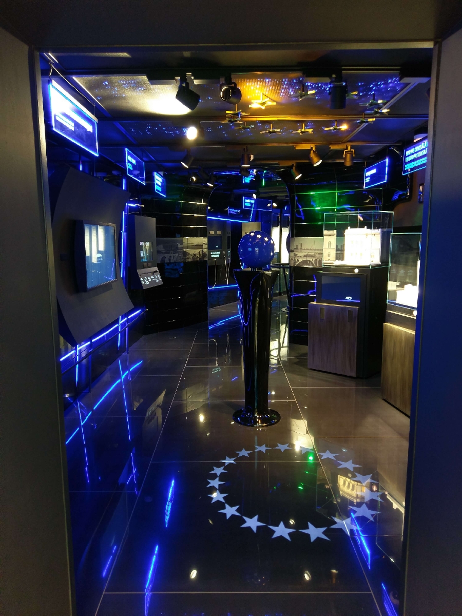 Zināšanu centrs Naudas pasaule