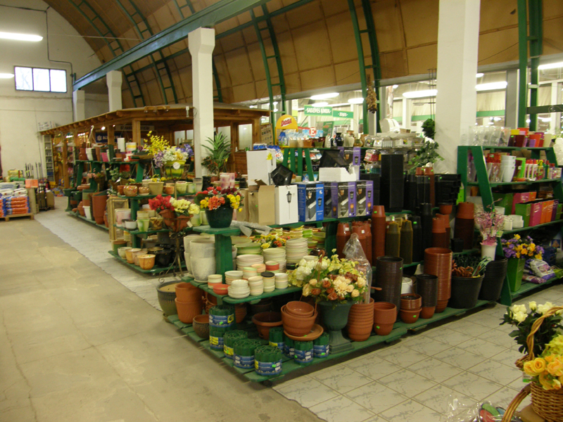 Preces mājai dārzam darbarīki stādi sēklas Valmierā tirdzniecība Rūjienā