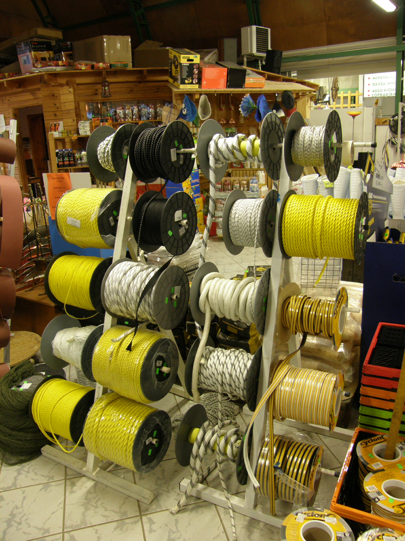 Preces mājai dārzam šņores striķi tirdzniecība Valmiera Rūjiena