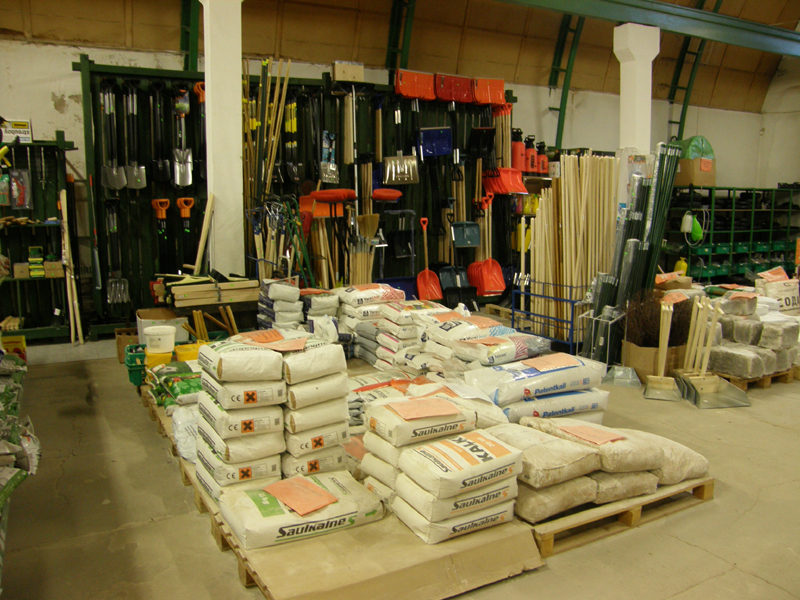 Minerālmēsli slāpeklis kālijs pretsūnas līdzekļi Valmiera Rūjiena