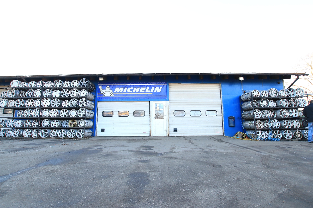 Jaunas riepas un diski Jūrmalā