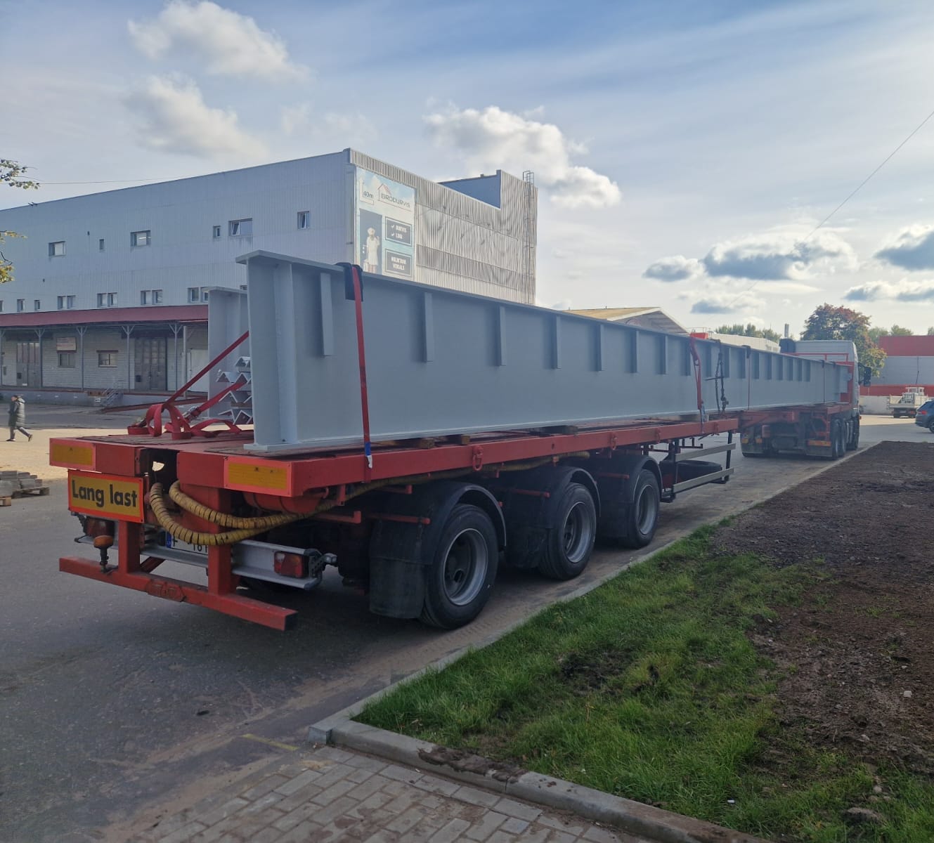 lielgabarīta kravu pārvadājumi