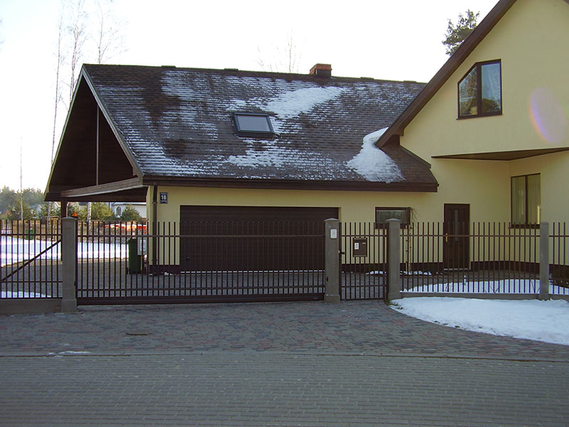 Slīdošie vārti