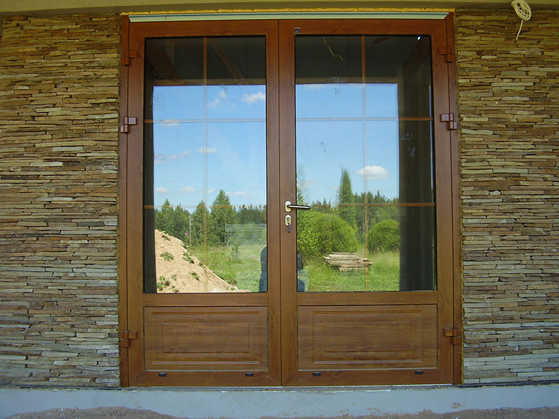 Slīdošie žogu vārti