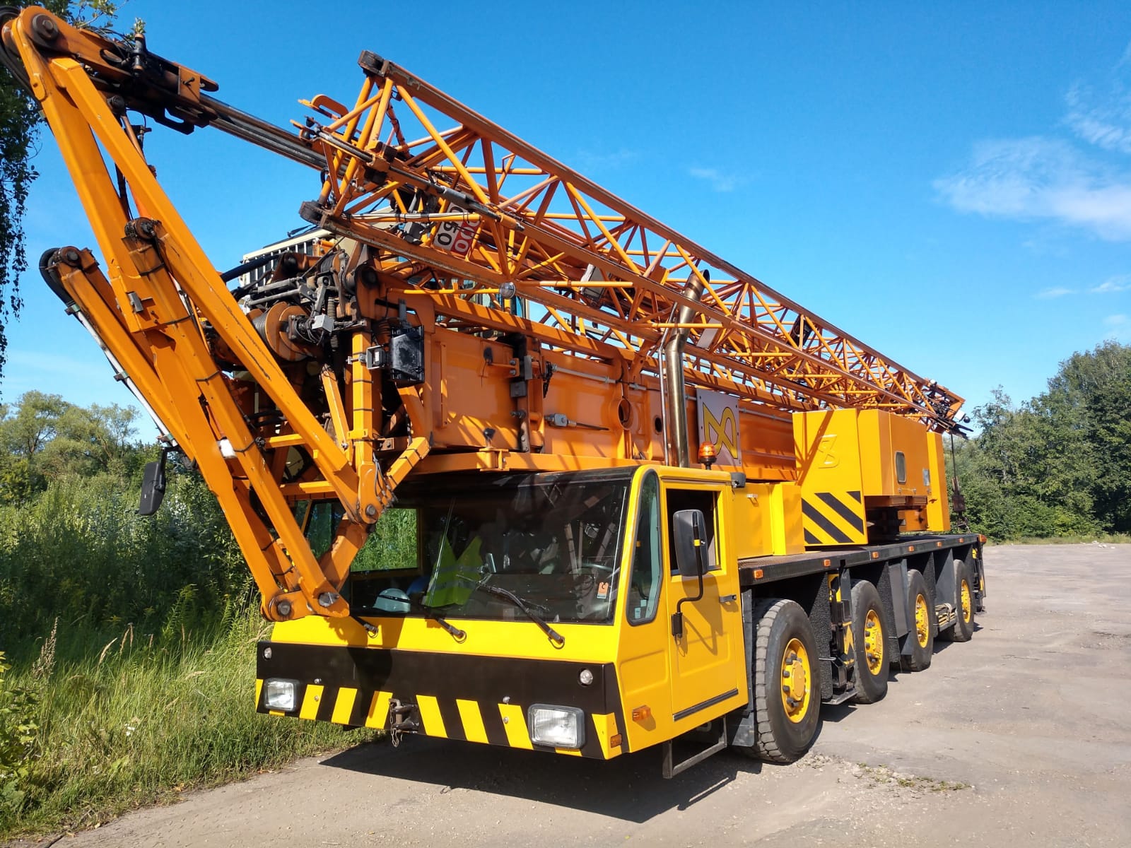 Spierings SK488-AT4 mobilais torņa celtnis