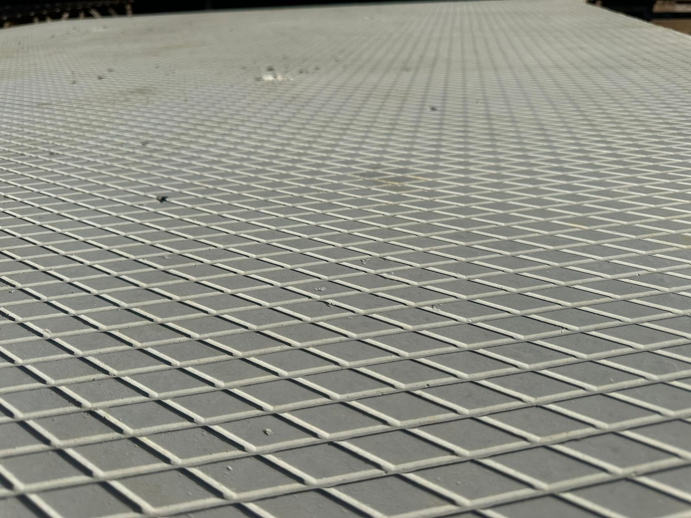 LAT SLABS produkcija