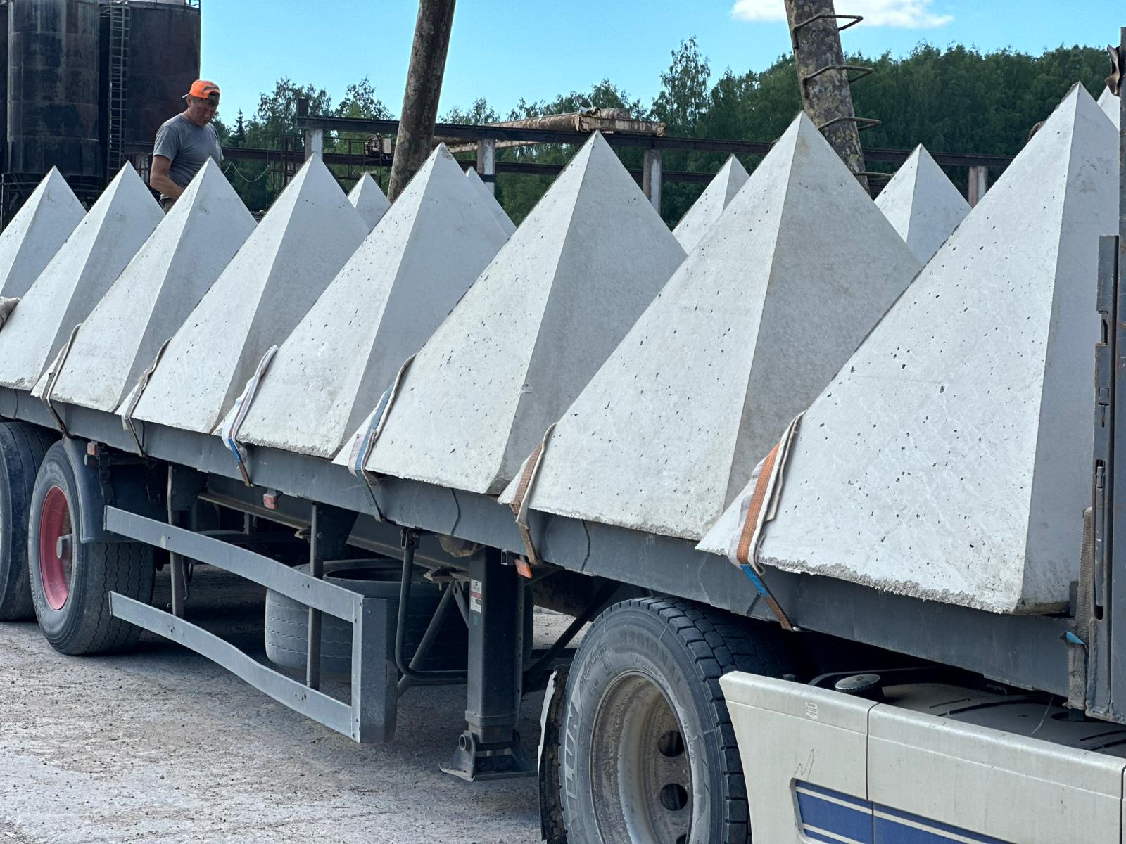 LAT SLABS produkcija