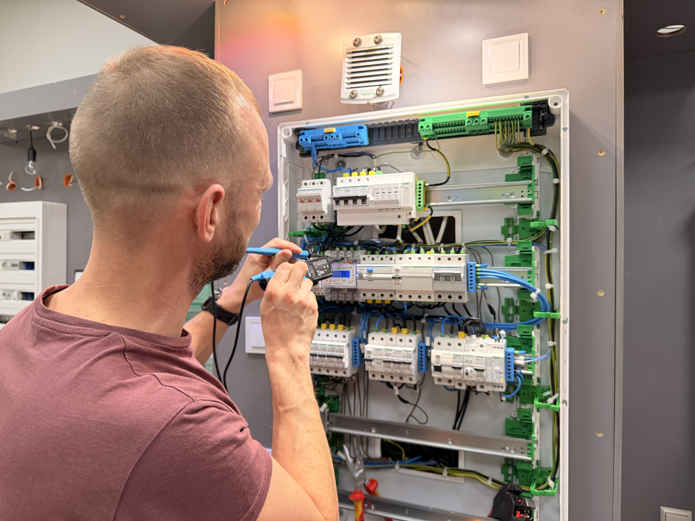 Elektrotehniskie mērījumi