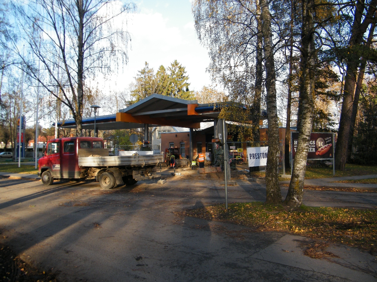 Laukuma būve Talsos