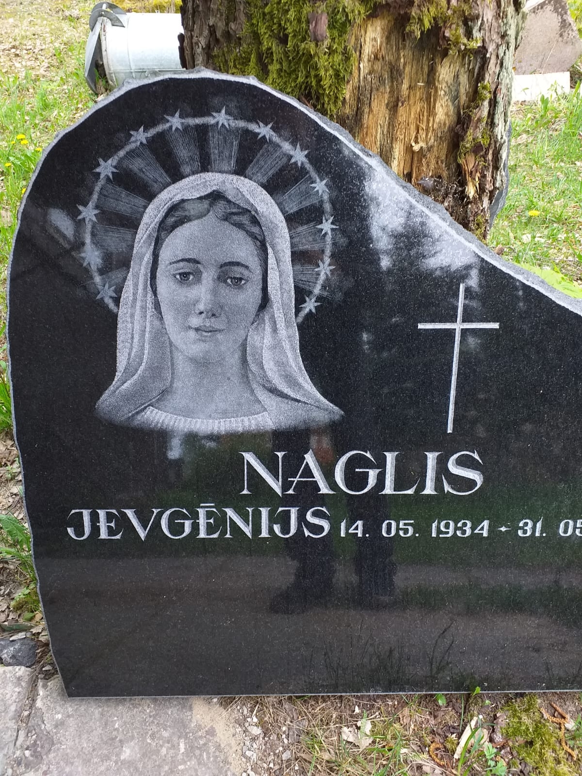 Kapu pieminekļu izgatavošana Siguldā