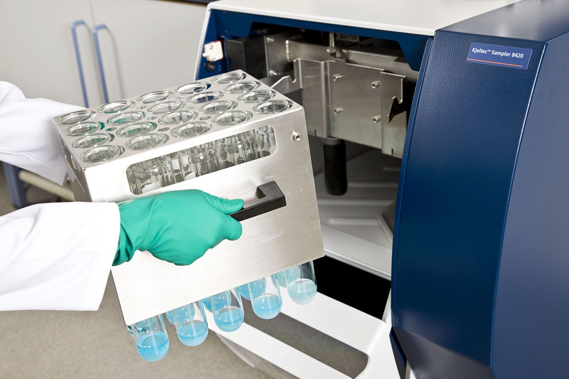 Laboratorijas iekārtas