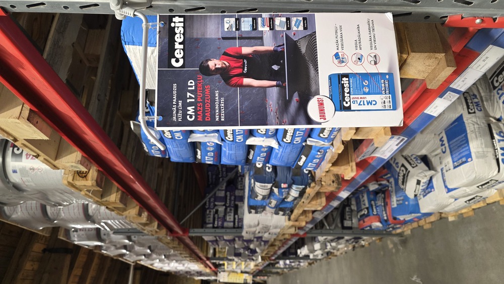 Ceresit CM17 LD stends Profcentrs veikalā