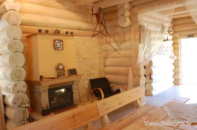 Viesu māja Krustpils