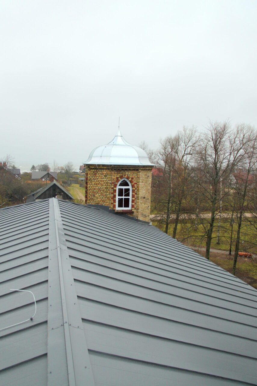 Atjaunots baznīcas kupols