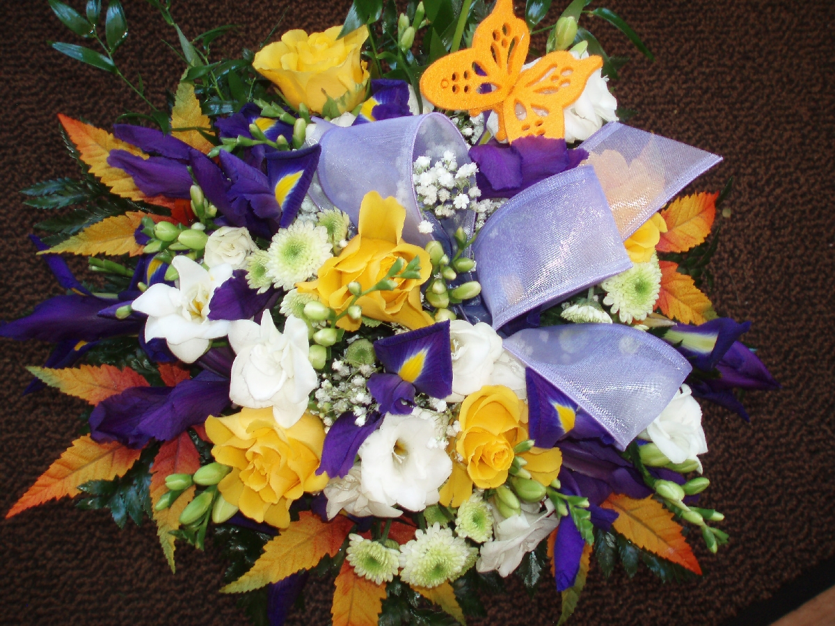 Floristikas materiāli ziedu pušķiem