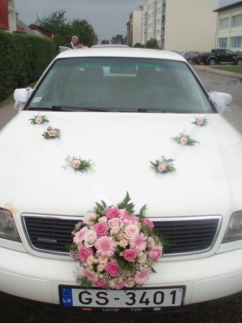 Ziedu pušķu piegāde uz mājām