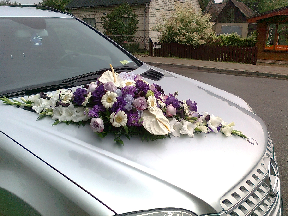 Auto noformēšana kāzām