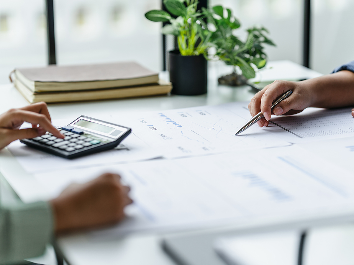 VD Grāmatvedība, SIA grāmatvedības birojs sniedz profesionālas konsultācijas un komandas darbu finanšu un nodokļu jautājumos.