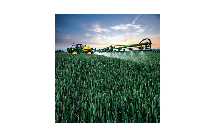 JOHN DEERE Jaunie sērijas pašgājēji miglotāji