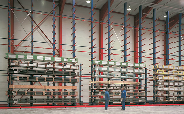 Metāla plaukti, noliktavu plaukti, arhīvu plaukti, Rīga, Kurzeme