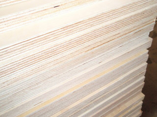 Finieris, finiera atgriezumi