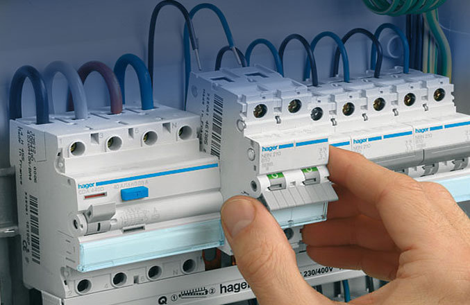 Elektrisko un vājstrāvas tīklu montāža