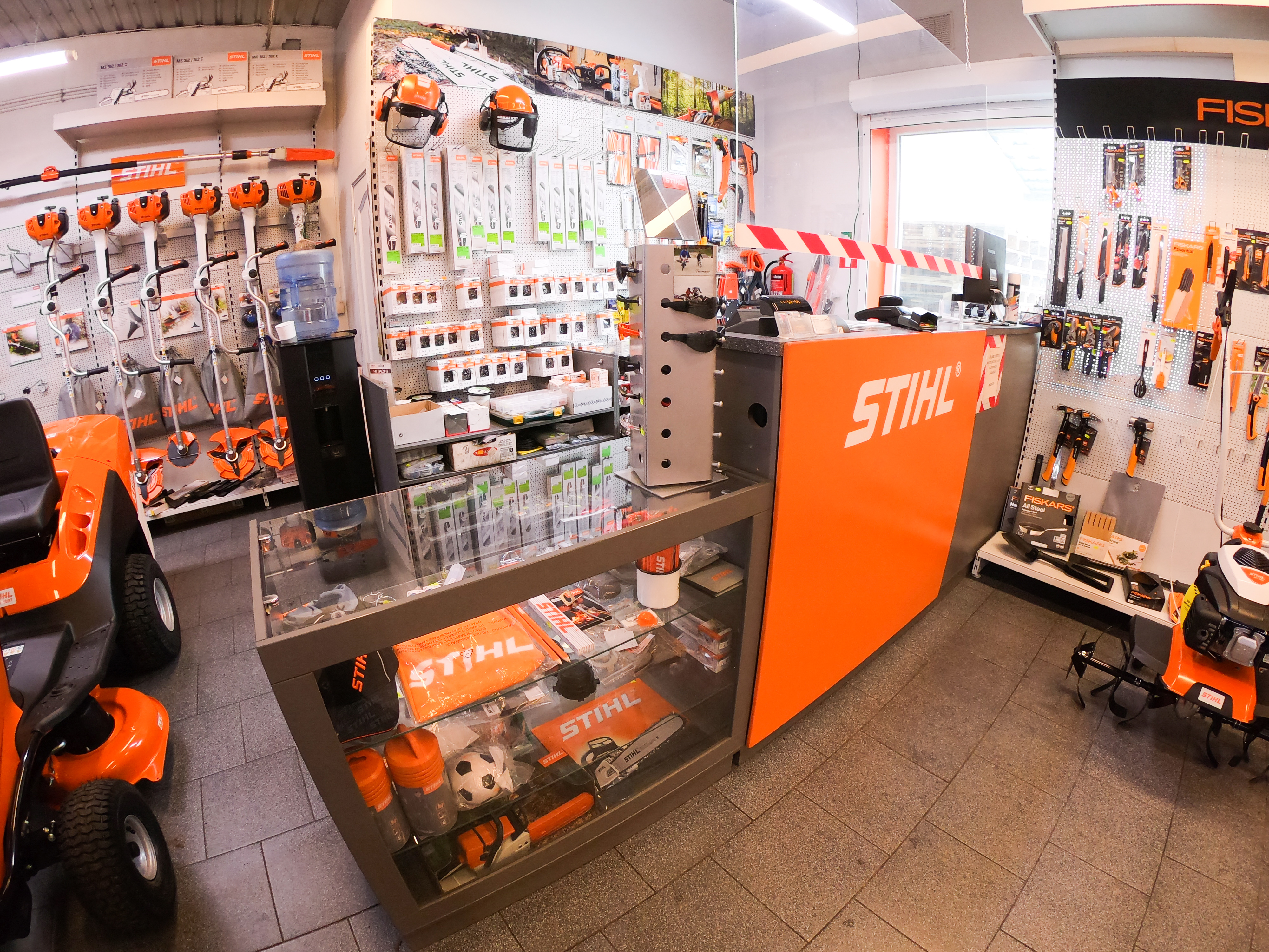 Dārza tehnikas veikals