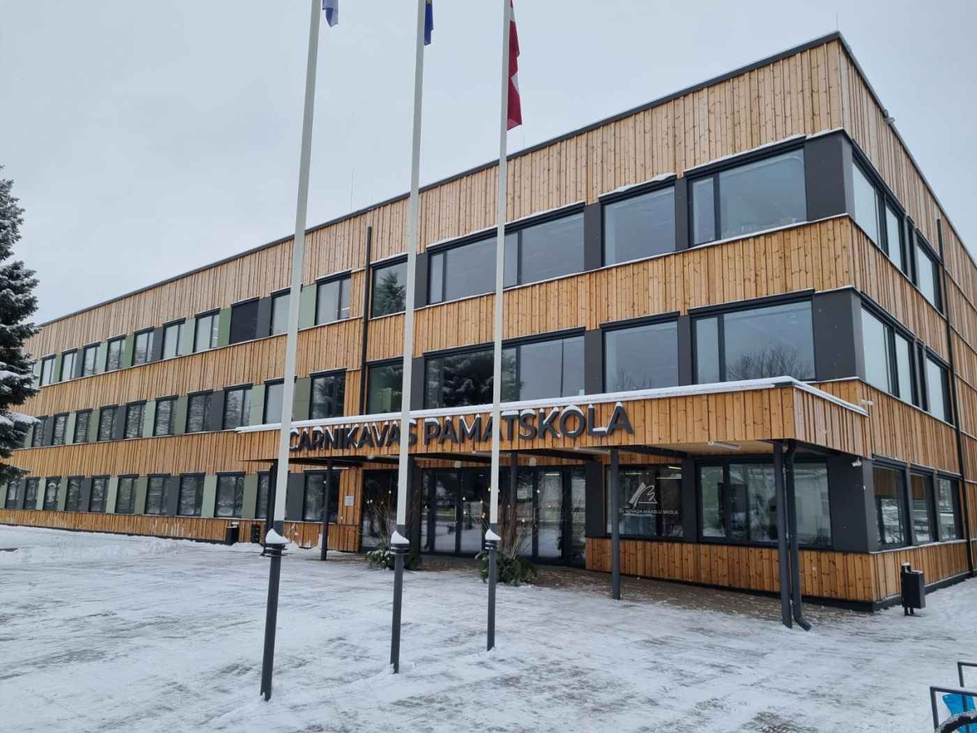 Carnikavas pamatskola, Carnikava