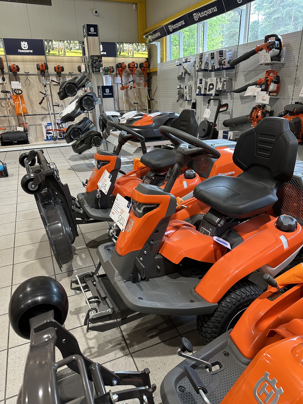 Dārza tehnikas veikals Husqvarna