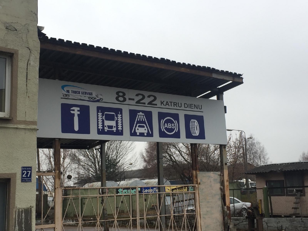 Kravas autototransporta apkope un remonts