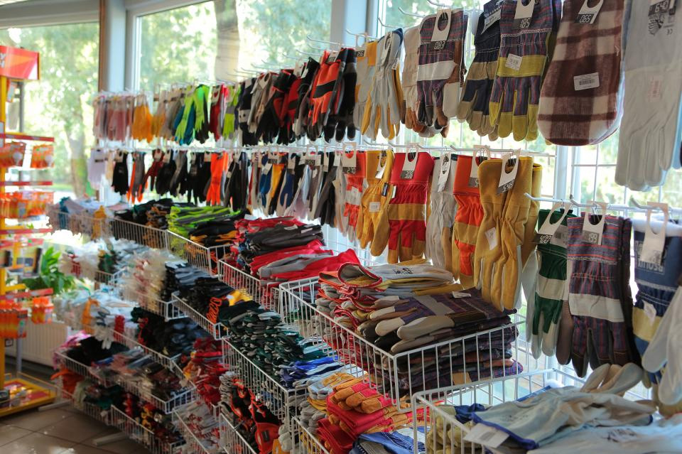 Darba drošība cimdi apģērbs drošība Cēsis Limbaži Valmiera Valka Sigulda WSC