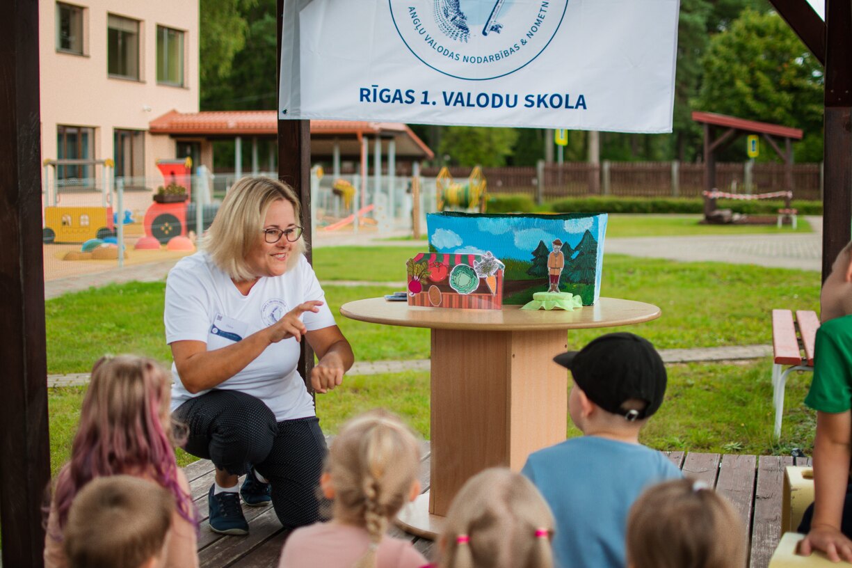 Angļu valodas nodarbības