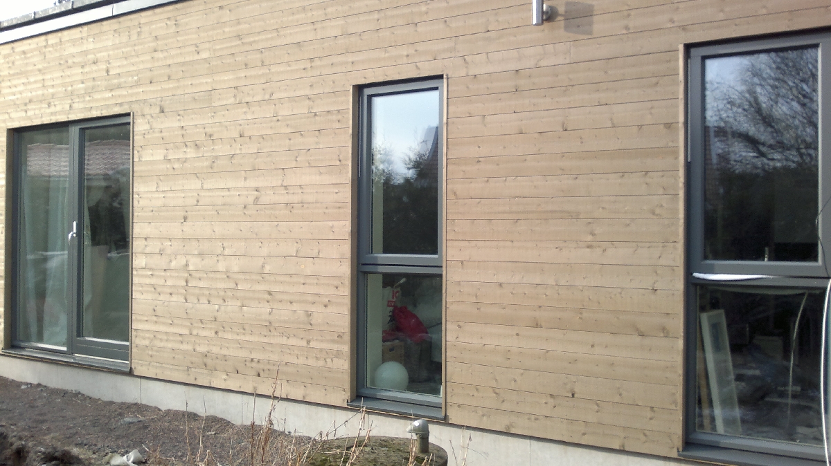 Koka alumīnija logi