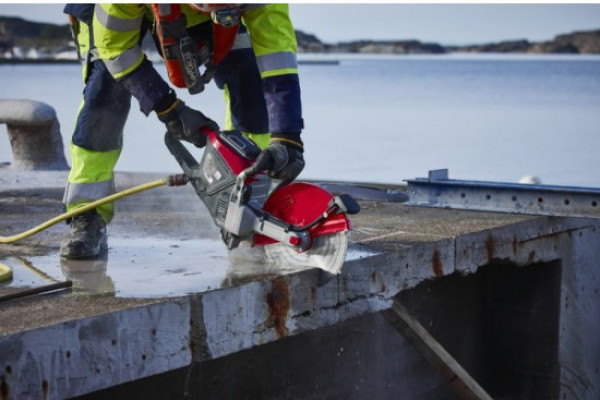 Būvniecība un rūpniecība