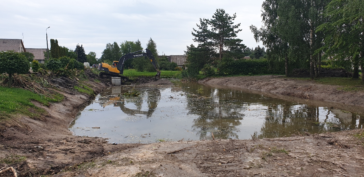 EkoDeal, ēku demontāža, būvgružu konteineri, celtniecības tehnika