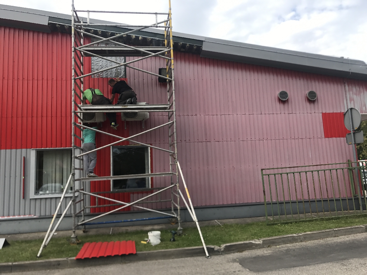 Fasādes atjaunošanas darbi