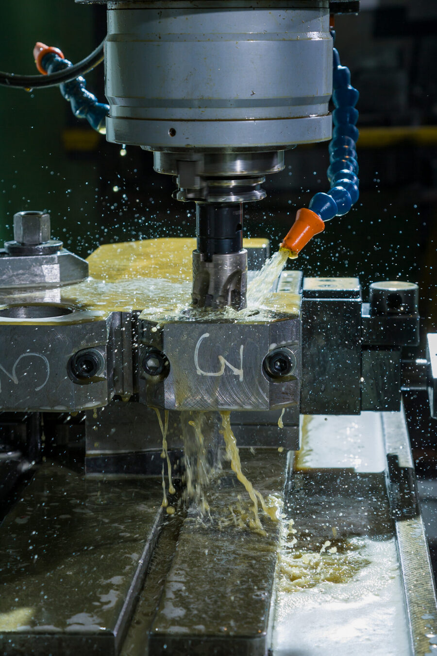 CNC metālapstrāde ar dzesēšanu – precīza detaļu izgatavošana
