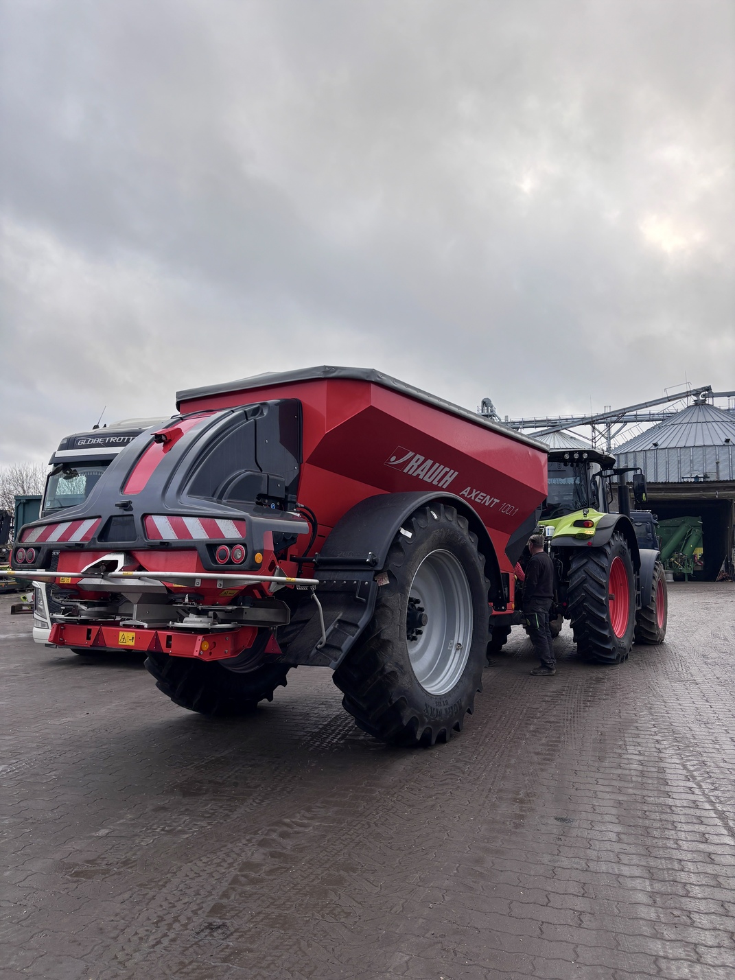 Lauksaimniecības tehnikas rezerves daļas