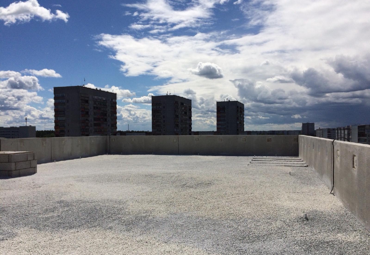 Gaiļezera nami, Hipokrāta iela