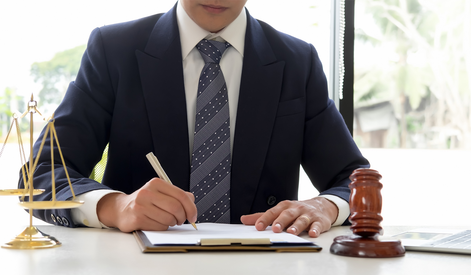 juridiskie pakalpojumi