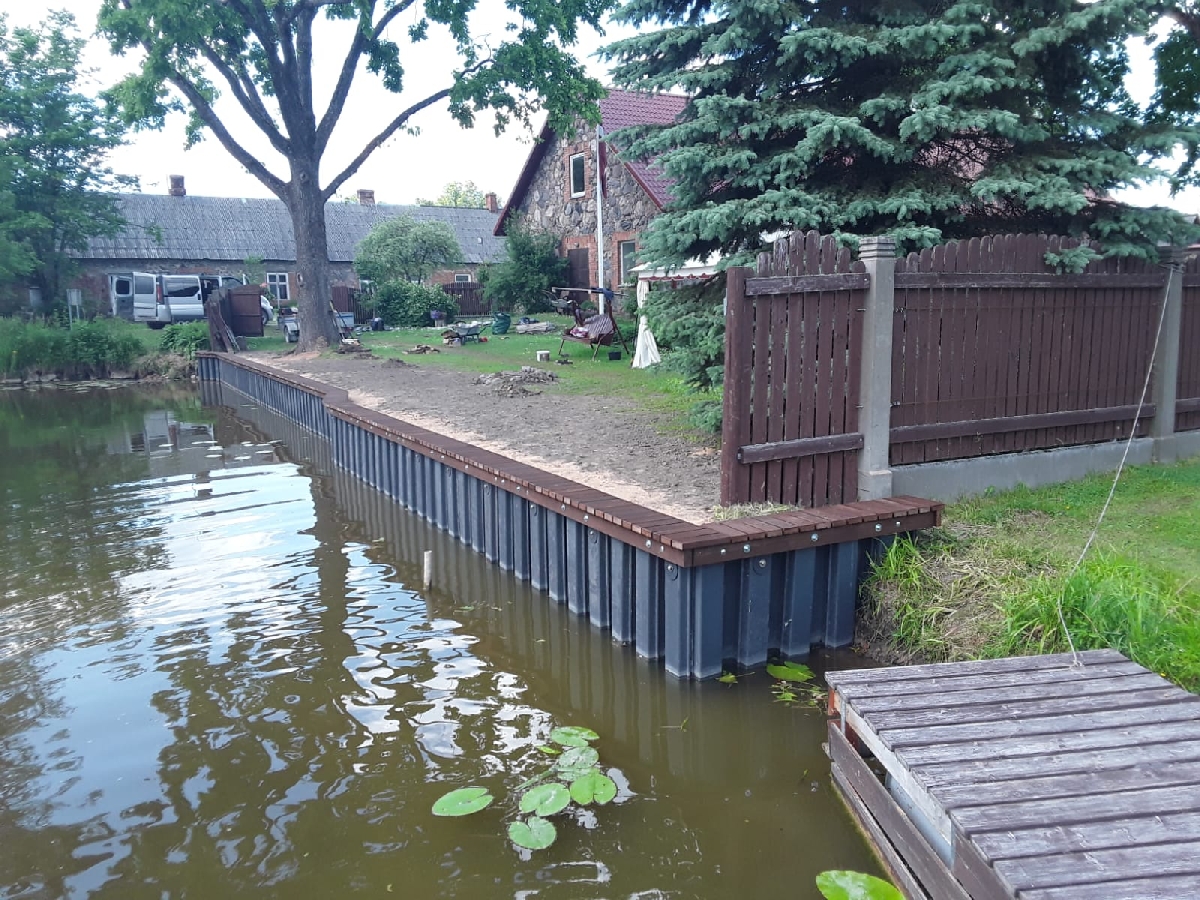 Ūdenstilpņu rakšana un krasta līnijas nostiprināšana