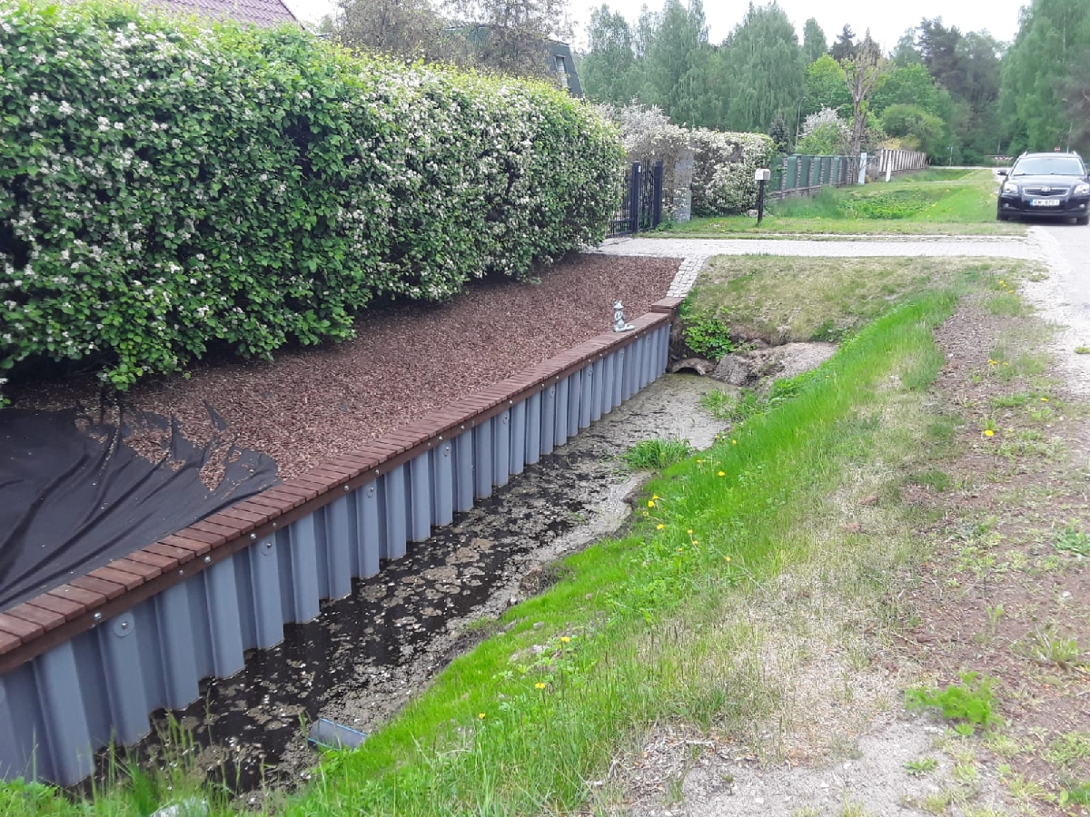 Ūdenstilpņu rakšana un krasta līnijas nostiprināšana