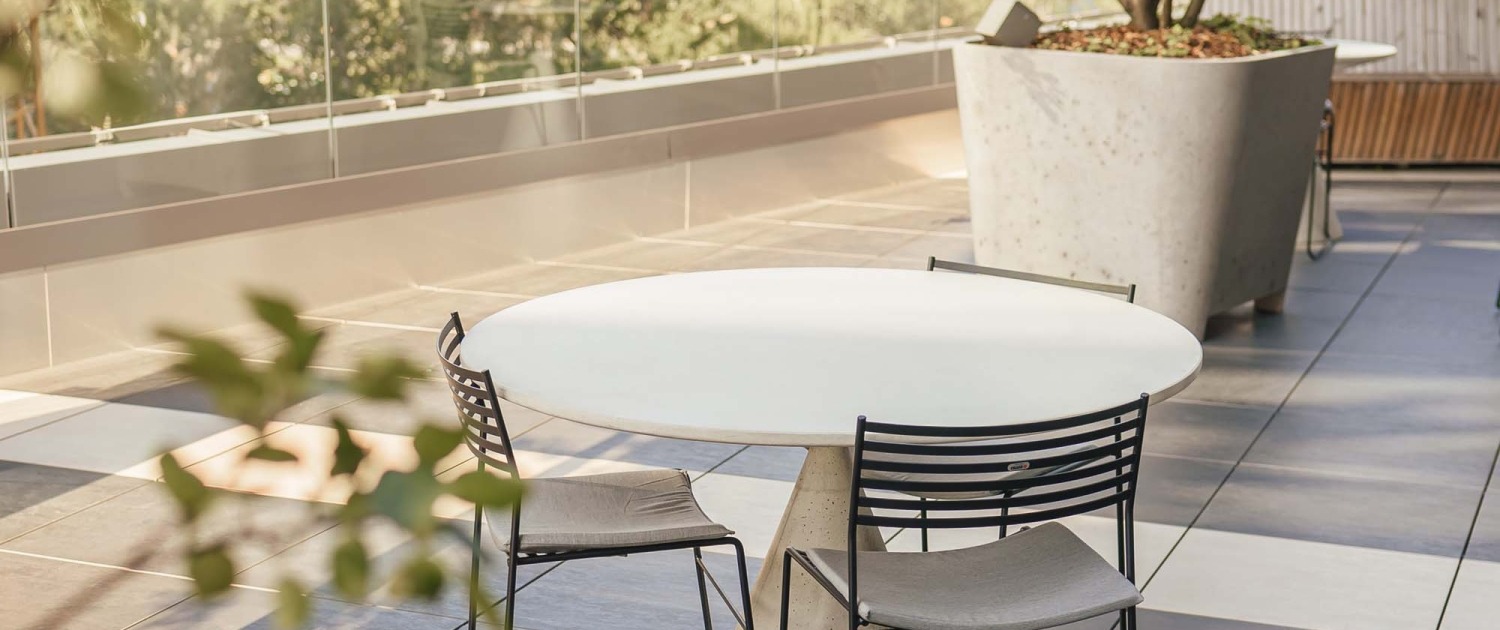 Polimērbetona virsmu apstrāde