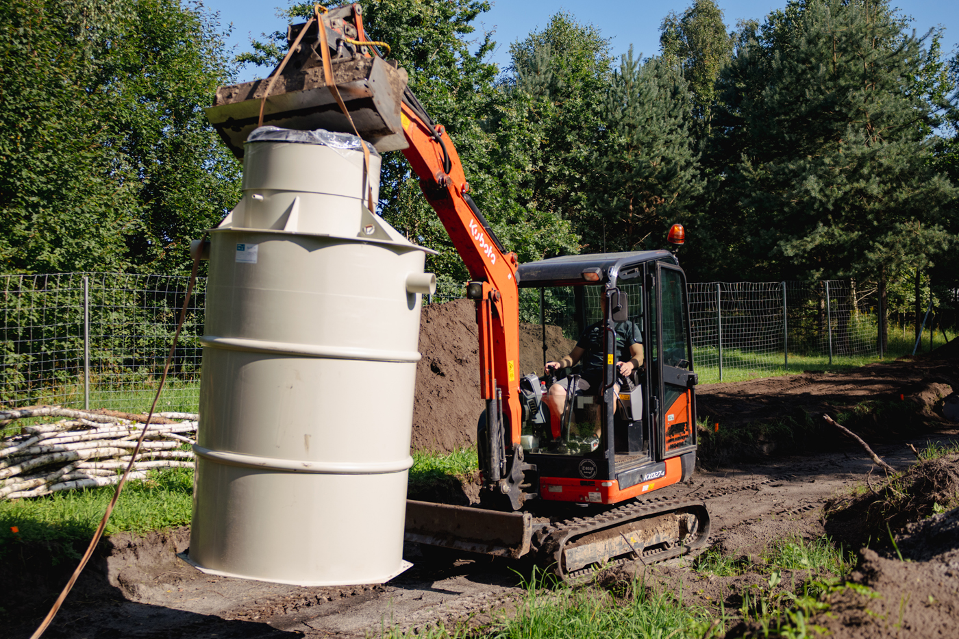 Bioloģiskās kanalizācijas tvertnes, septiķi, ūdens apgāde