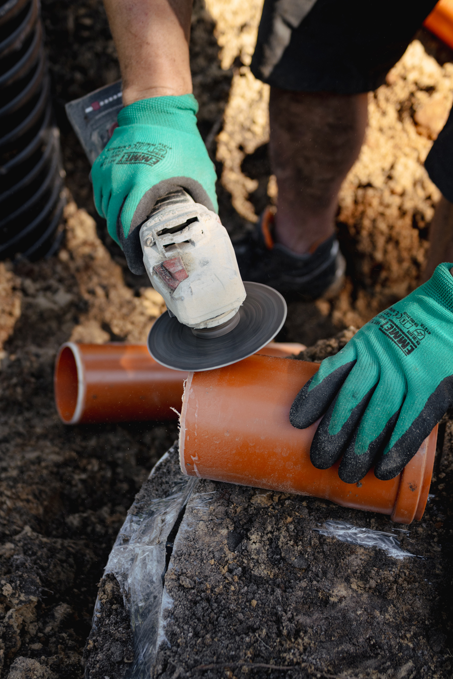Bioloģiskās kanalizācijas tvertnes, septiķi, ūdens apgāde